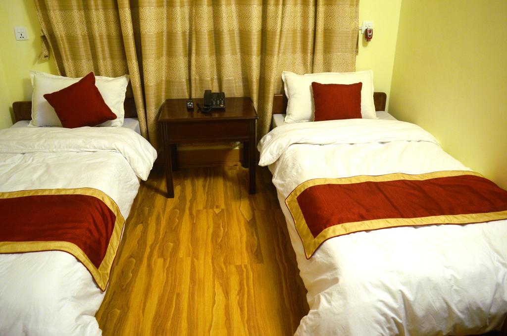 Potala Tourist Home Kathmandu Camera foto