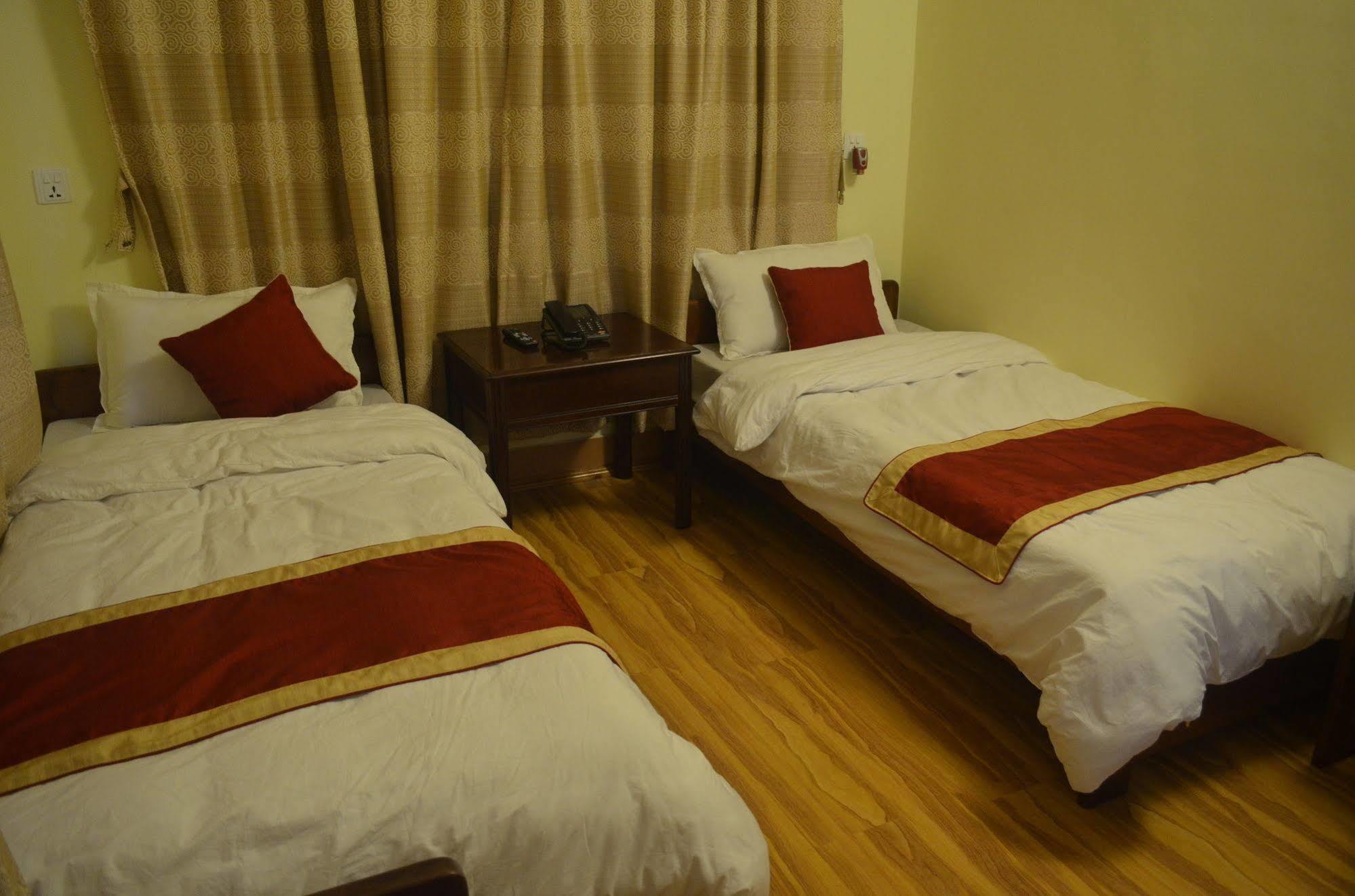 Potala Tourist Home Kathmandu Esterno foto